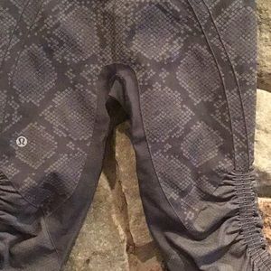 Lululemon capris